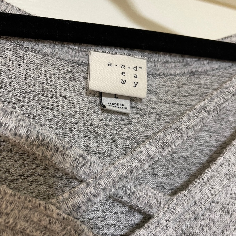 Oversized sweater - Picture 3 of 3